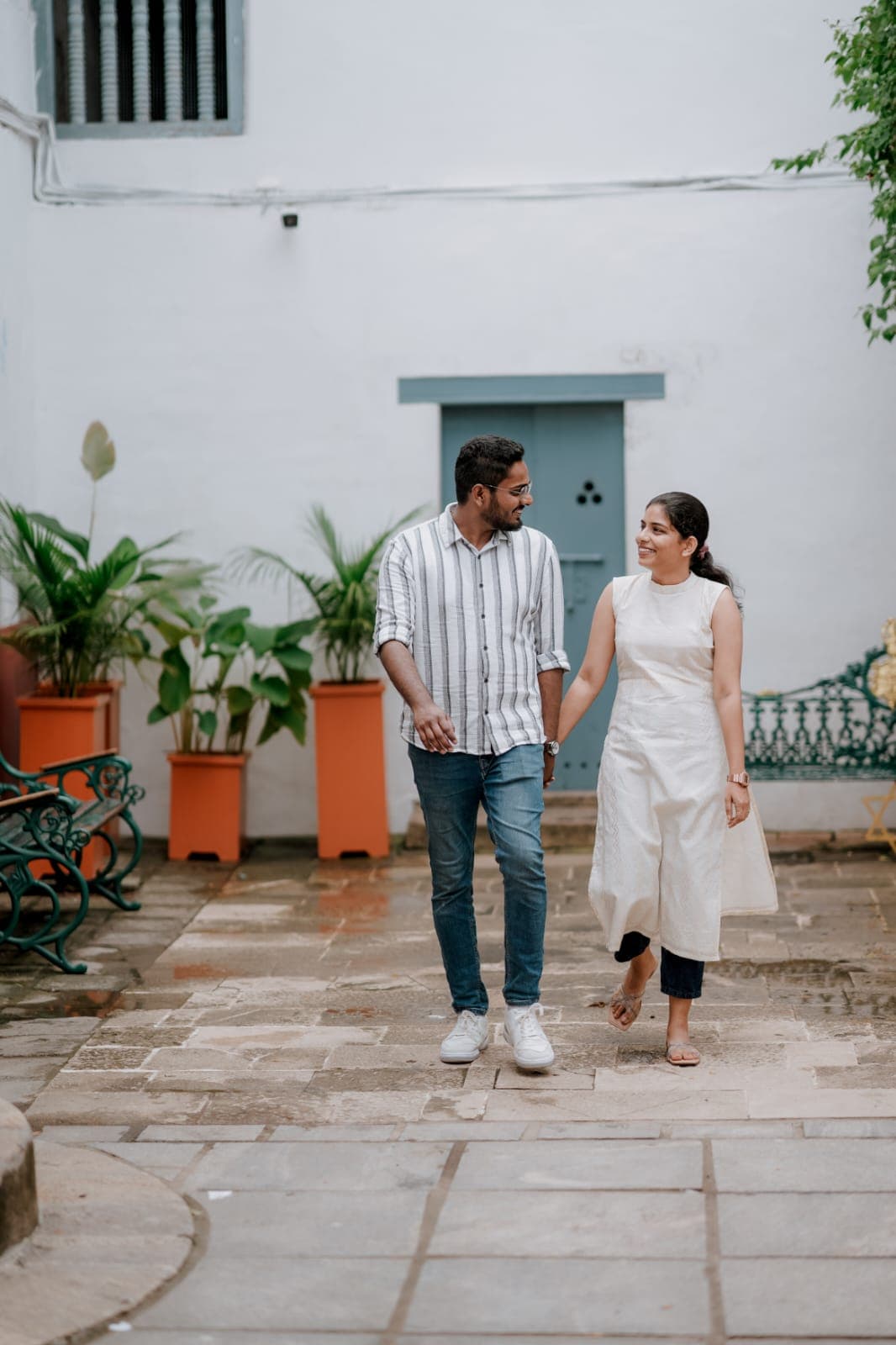 The guitarist in the concert.